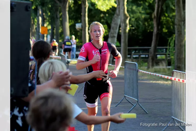 Talisa van der Fluit wint thuiswedstrijd, Brons weer sterkste bij de heren