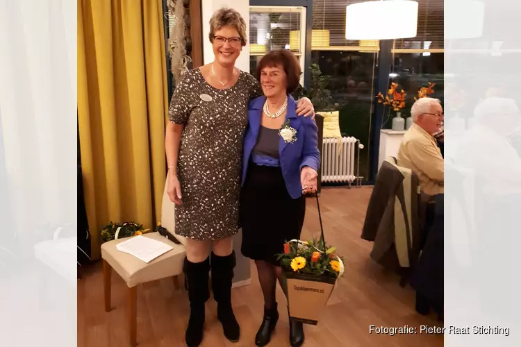 Mevrouw Assendelft al 40 jaar vrijwilliger bij de Pieter Raat Stichting