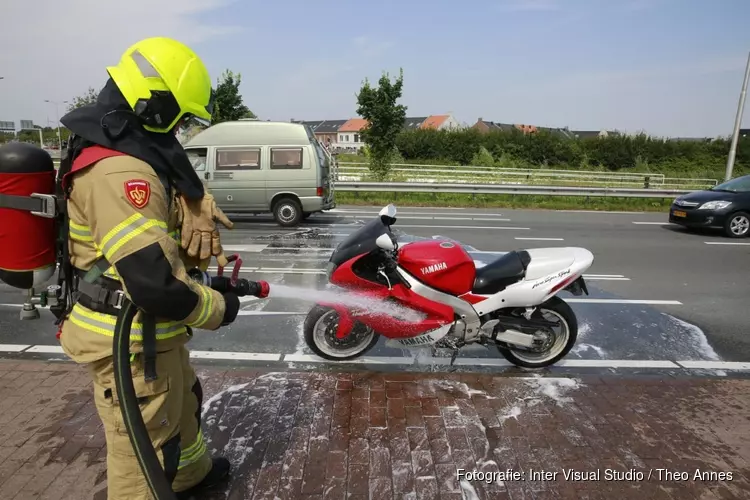 Motorfiets in brand in Heerhugowaard