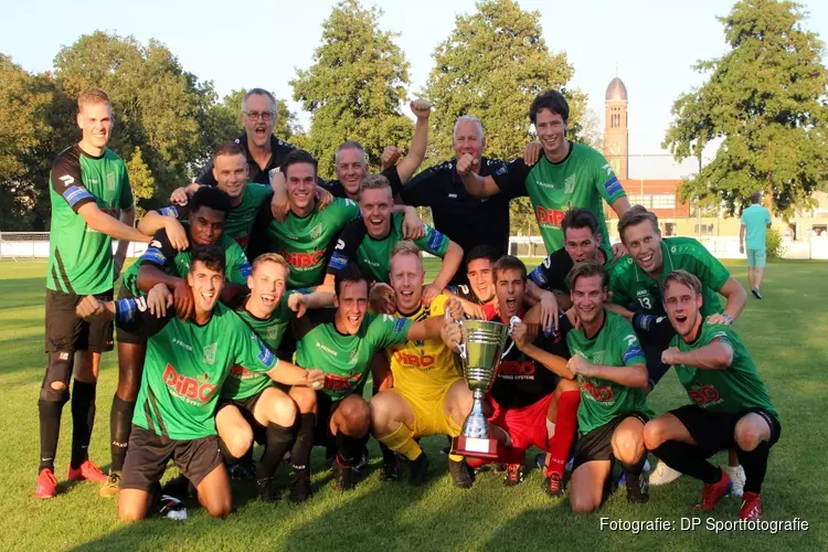 SVW 27 pakt wederom Waard-Cup, KSV-handbalsters veroveren Burencup