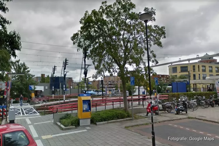 Man beroofd en mishandeld bij station Heerhugowaard: omstanders lopen door