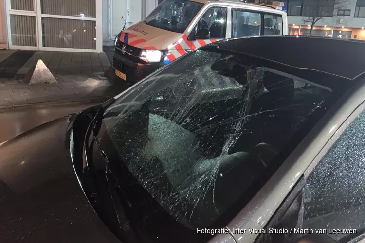 Fietsster geschept bij station Heerhugowaard: gewond naar ziekenhuis