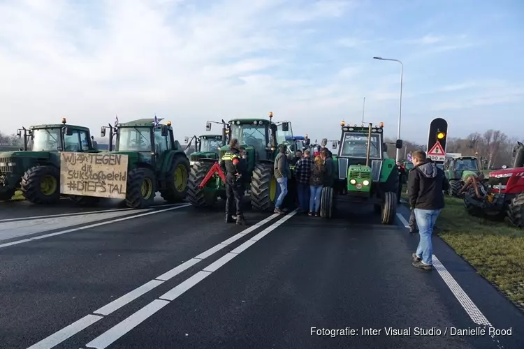 Noord-Hollandse boeren onderweg naar Den Haag: "We worden weer buitenspel gezet"