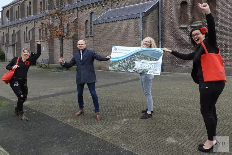 Bot Bouw doneert aan goede doelen Heerhugowaard-Noord