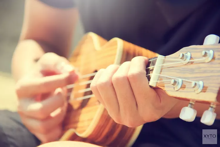 Waan je in zomerse sferen tijdens de cursus Ukelele bij Cool!