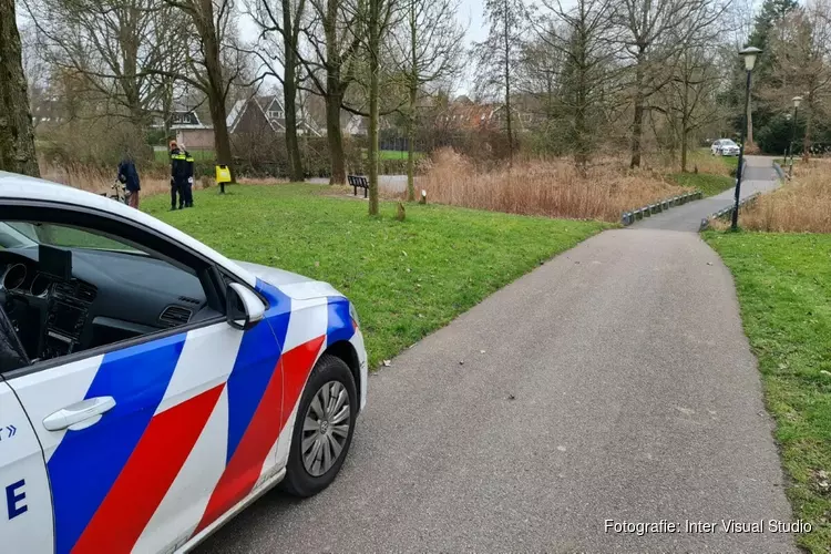 Poging tot beroving in park Heerhugowaard, jongeman met pepperspray bespoten