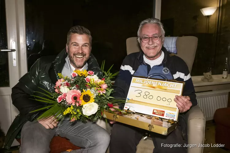 Hans uit Heerhugowaard zondagavond door Winston Gerschtanowitz verrast met 380.000 euro