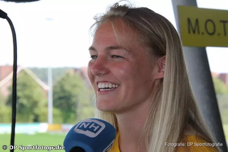 Stefanie van der Gragt zet na WK 2023 punt achter voetballoopbaan. Mogelijk nieuwe manager vrouwenvoetbal AZ?