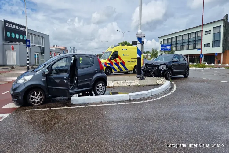 Flinke schade bij botsing in Heerhugowaard