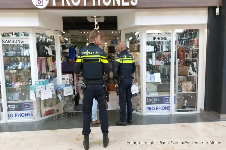 Overval bij Prophones in Middenwaard