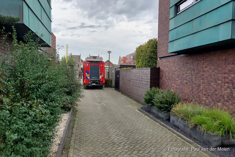 Voertuigbrand in Stad van de Zon snel onder controle