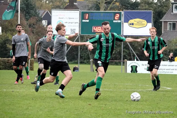 SVW '27 koploper na moeizame winst op Vrone