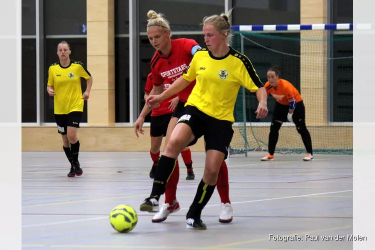 Zaalvoetbal: Vrijdag vrouwenderby Team Alkmaar/Sportstars - Reiger Boys